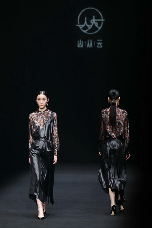 九游娱乐：时装周上国潮风(图9)