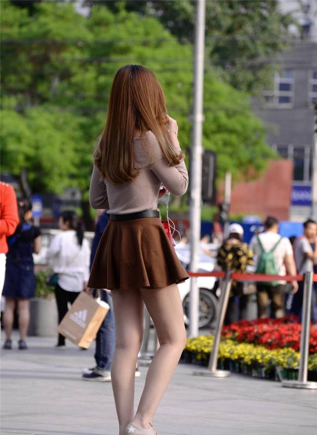 厚底鞋虽然很多男士觉得不好看却受到女生的欢迎不累还显高(图4)