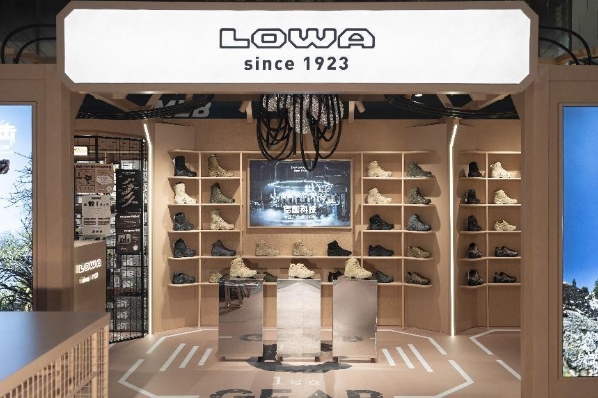 九游娱乐：高端户外品牌LOWA携旗下户外战术靴MK2系列驾临南京(图3)
