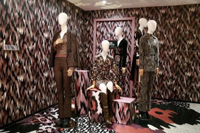 DVF2024秋冬-25早春度假系列发布(图1)