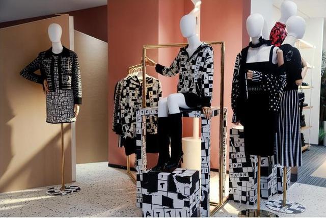 DVF2024秋冬-25早春度假系列发布(图3)