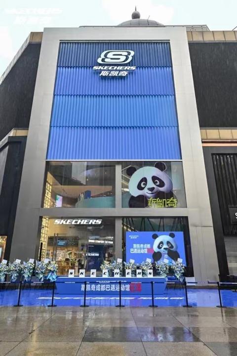 一年狂卖580亿元！青年版足力健疯狂收割中产成为耐克劲敌(图12)