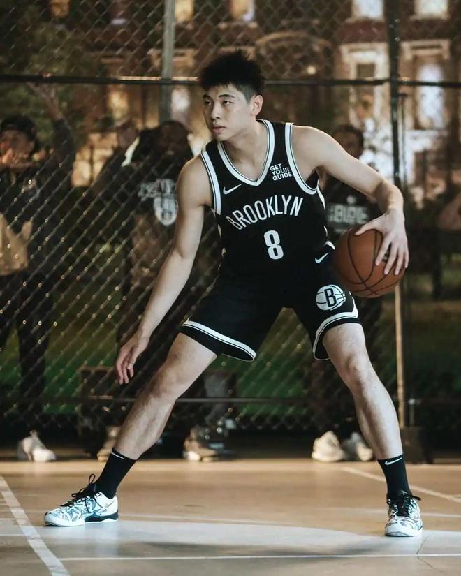 九游娱乐NineGame：400+！速度型后卫鞋！穿上它冲进NBA……(图4)