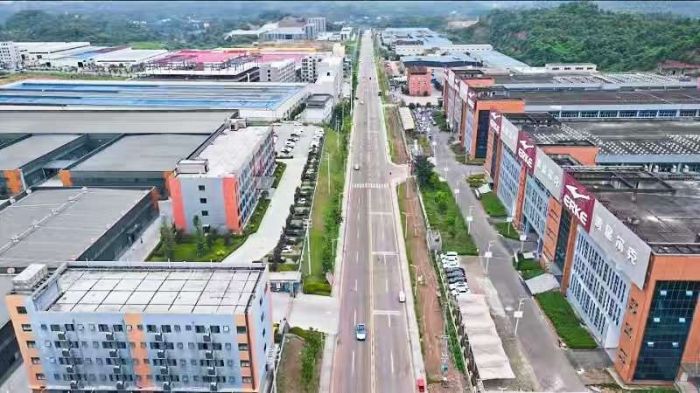 工业·新“城”势丨资阳安岳：用一双鞋“跑”出一条链(图1)