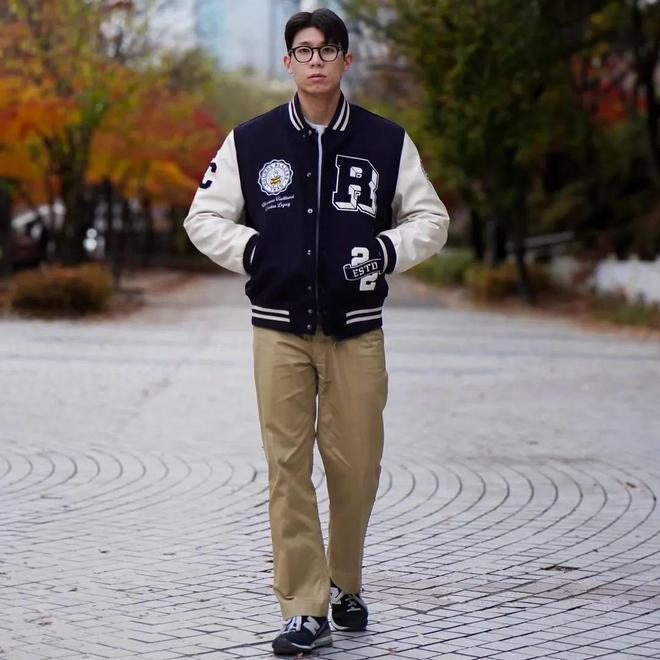 九游娱乐：170cm以下男生的必备3套冬季搭配潮流有范利落帅气！(图3)