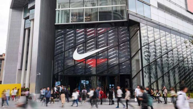 九游娱乐：‼️突发：Nike宣布减产「AJ1、Dunk、AF1」货量要饥饿营销了(图4)