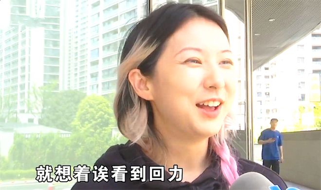 国货之光还能相信吗？女子购买一双国产品牌鞋穿俩月就烂成这样(图1)