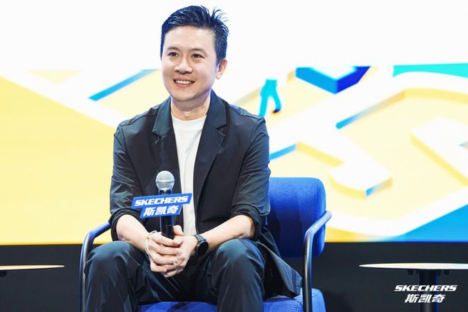 九游娱乐NineGame：斯凯奇“舒适”到底(图1)