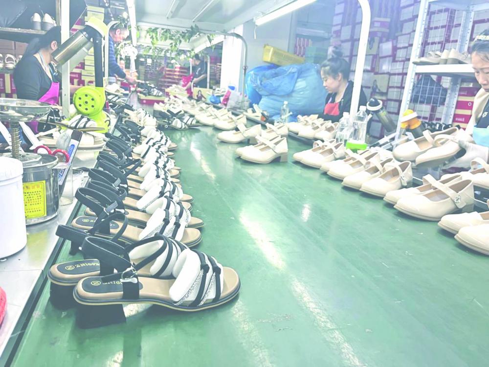 千年商帮如何借拼多多千亿扶持续写传奇？(图1)