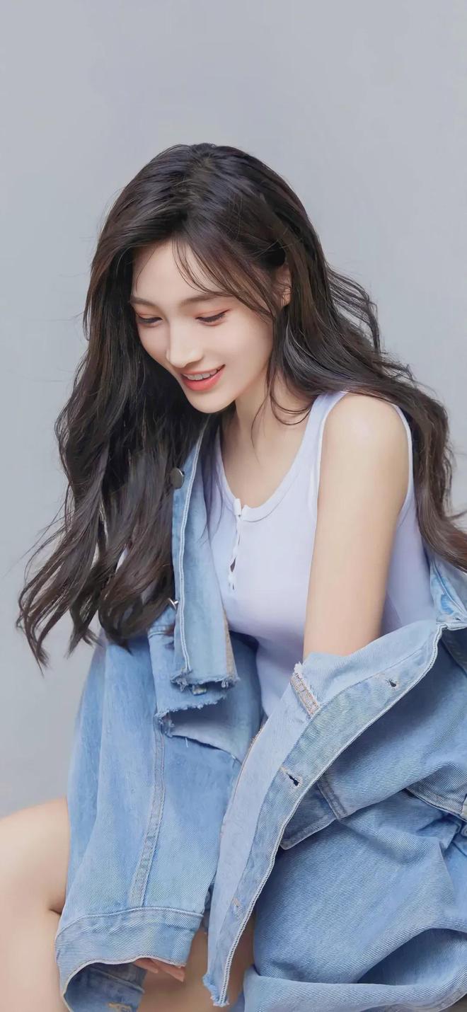 逼逼网页-逼逼网页手机版V61215-飞霸站(图1)