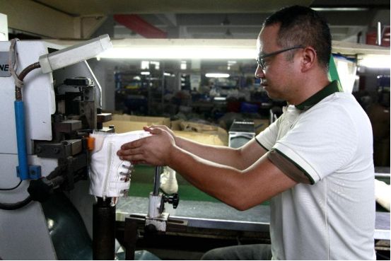 九游娱乐NineGame：肥东真皮女鞋畅销全球(图3)