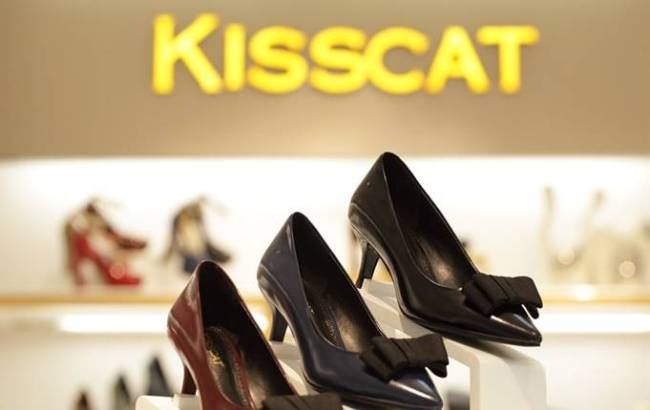 九游娱乐NineGame：撑不住了老牌鞋企Kisscat母公司易主国货女鞋巨头转型艰难(图1)