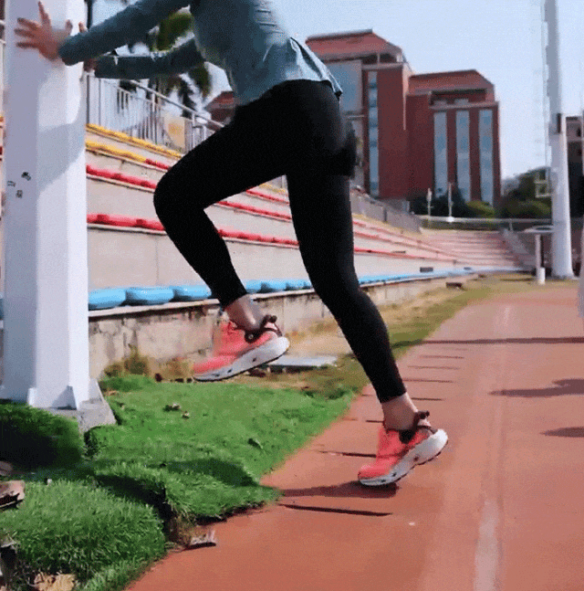 九游娱乐:牛!中国制造已经强到如此可怕了!百元造某克某迪千元级跑鞋!(图16)