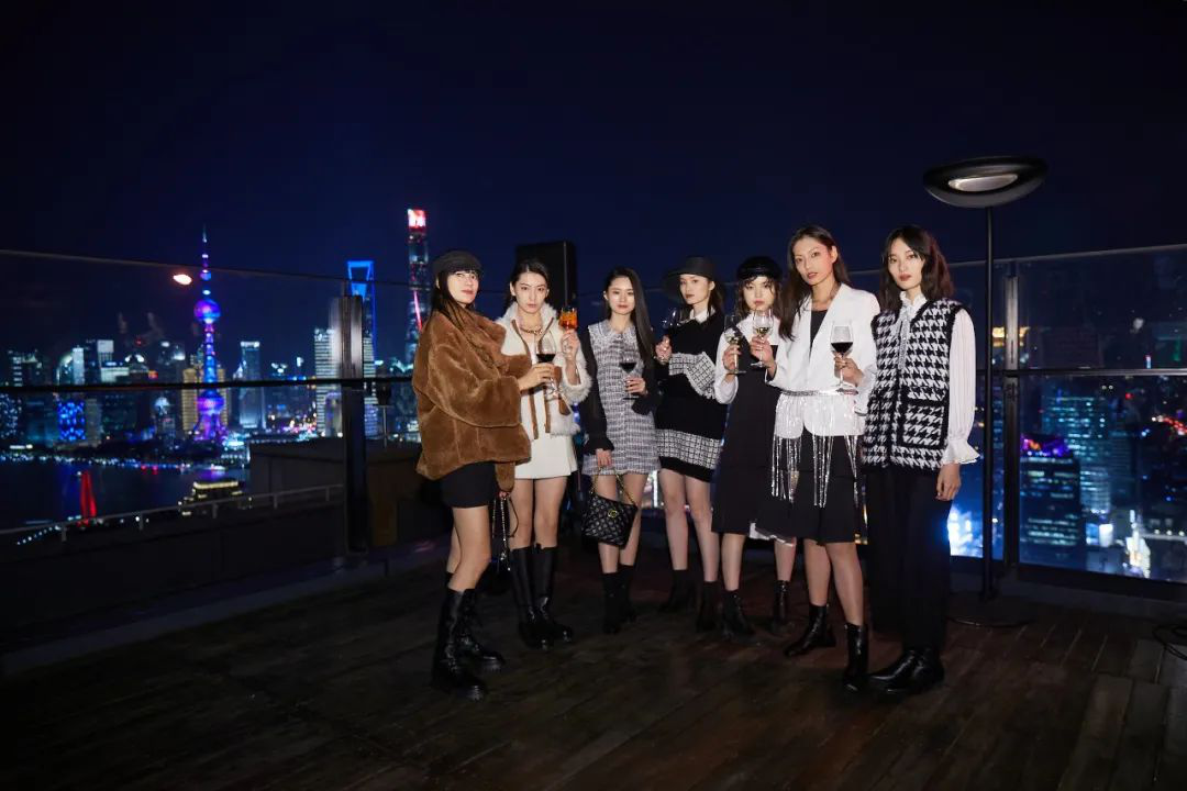 九游娱乐NineGame：蘑菇街399元get搭配套装轻松hold宝格丽(图1)