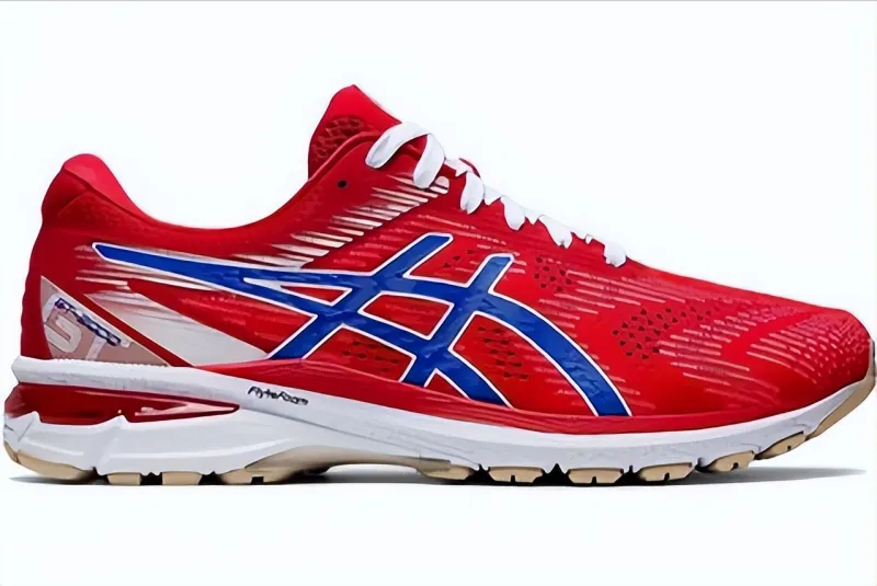 亚瑟士最值得入的几款跑鞋(运动跑鞋品牌合集推荐)(图5)