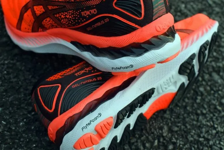 亚瑟士最值得入的几款跑鞋(运动跑鞋品牌合集推荐)(图4)