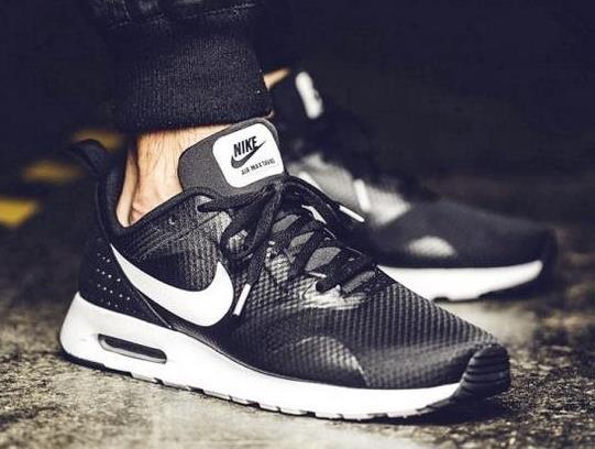 奢侈品鉴别：如何辨别耐克鞋子是正品还是高仿这几个招就够了！(图1)