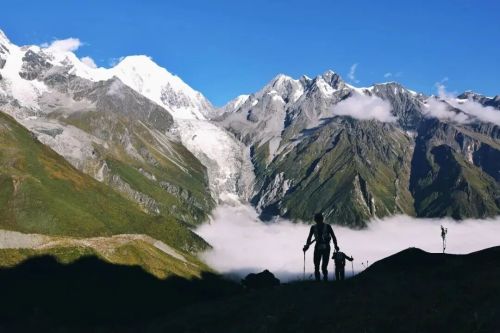 九游娱乐：中年男人的新“庇护所”被耐克们包围了(图16)